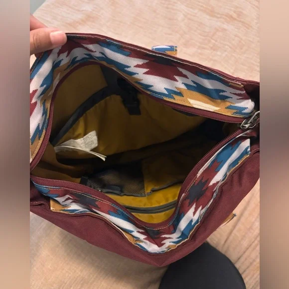 Patagonia convertible purse - Picture 2 of 4